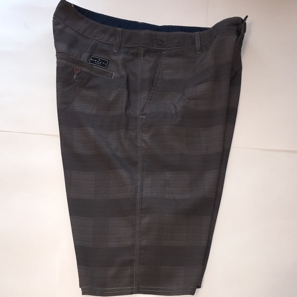 Rip Curl Boardwalk shorts - Picture 6 of 8